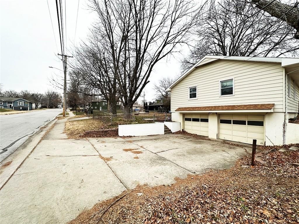 500 NE Ash Street — photo 92
