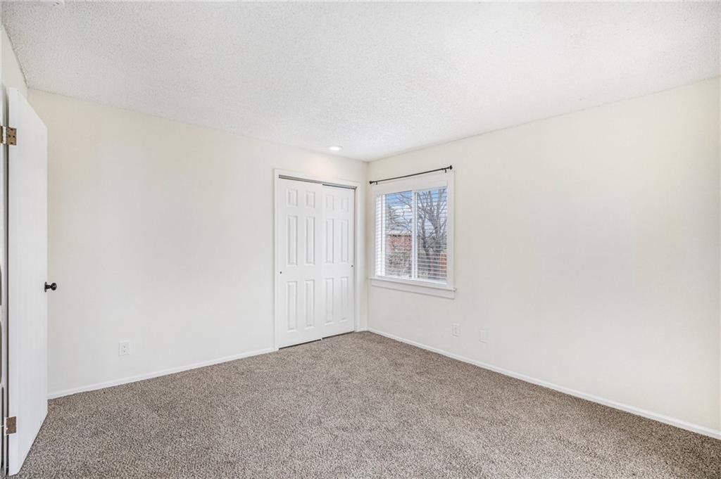 8151 Holmes Road — photo 8