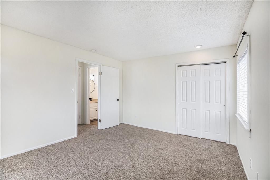 8151 Holmes Road — photo 9