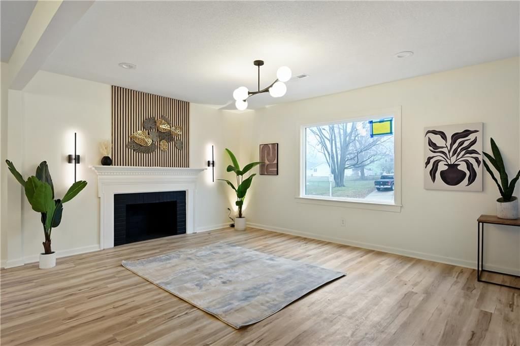 5218 Lamar Avenue — photo 23