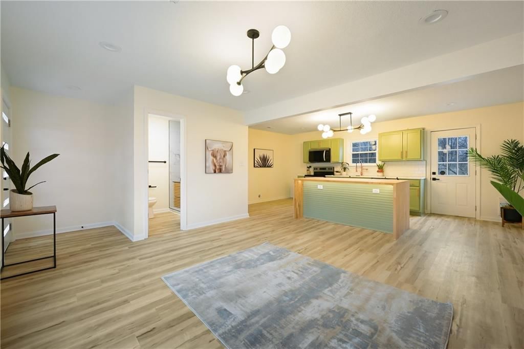 5218 Lamar Avenue — photo 25