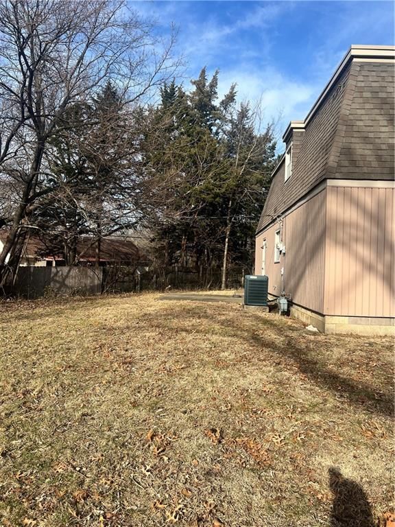2112 Terrace Road — photo 2