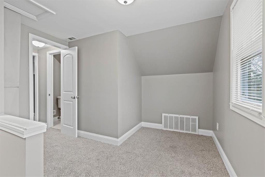 3300 E 59th Street — photo 16