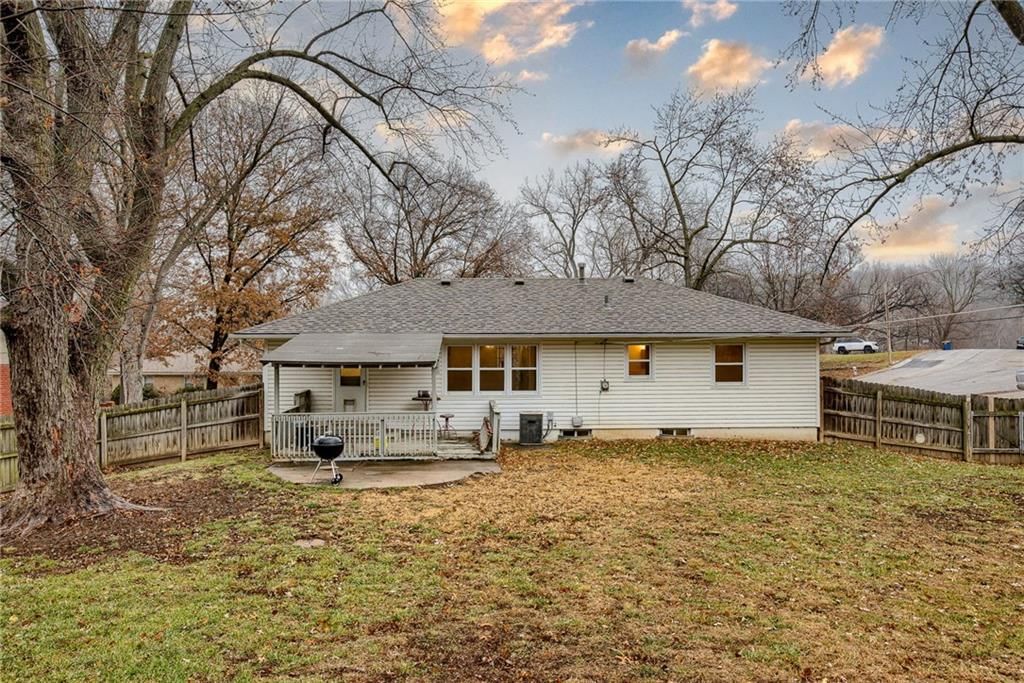 11235 E Thompson Street — photo 23