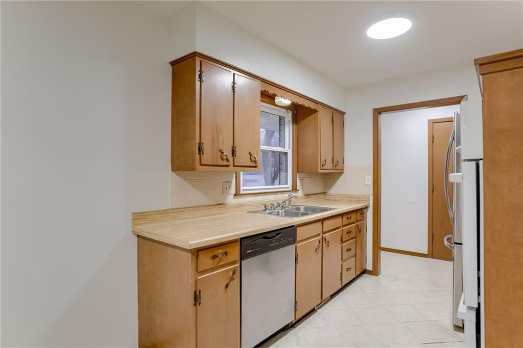 11235 E Thompson Street — photo 5