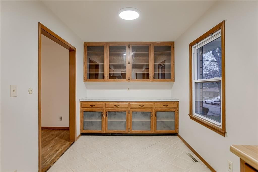 11235 E Thompson Street — photo 6