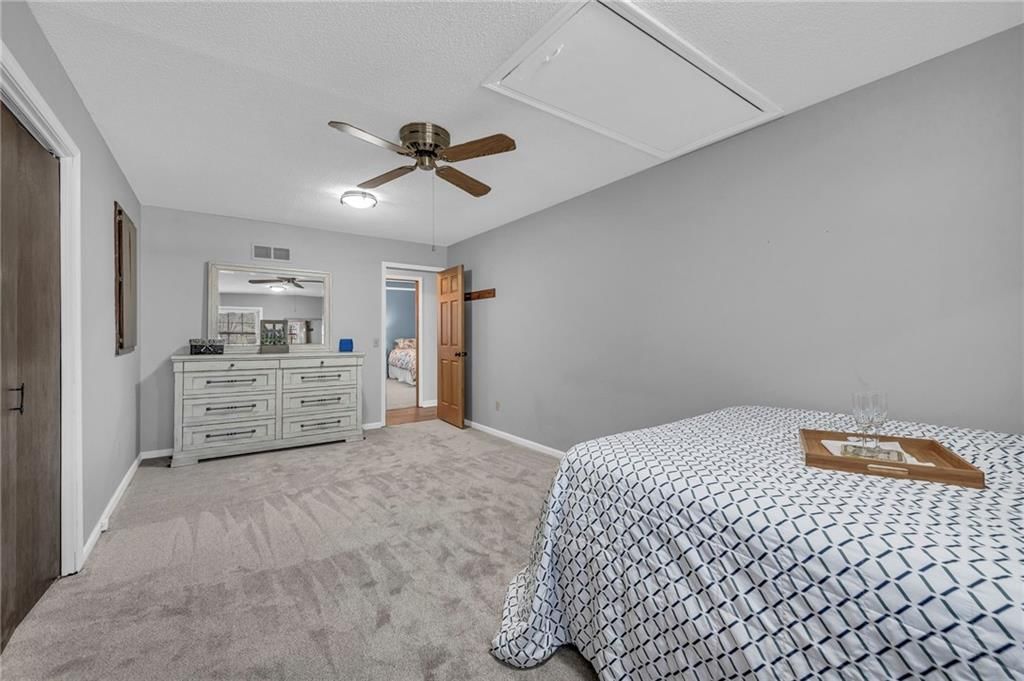 6204 GREENWOOD Street — photo 33