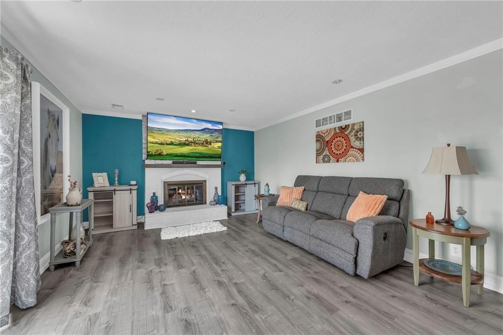 6204 GREENWOOD Street — photo 35