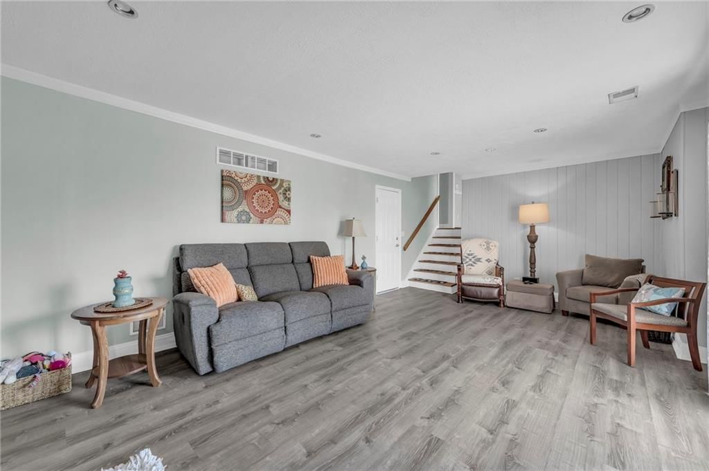 6204 GREENWOOD Street — photo 36