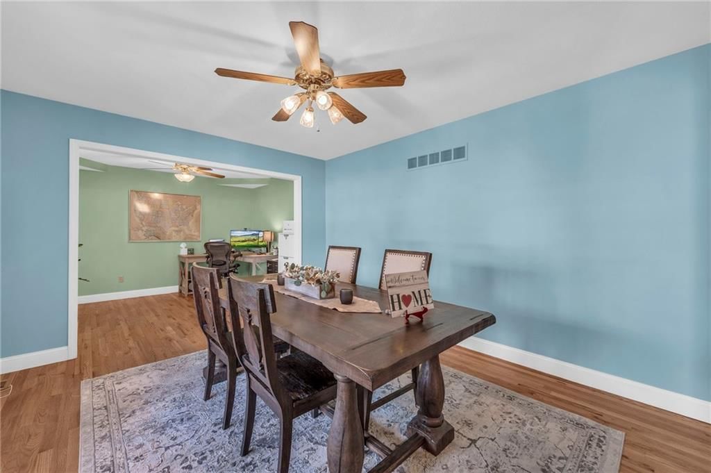 6204 GREENWOOD Street — photo 10
