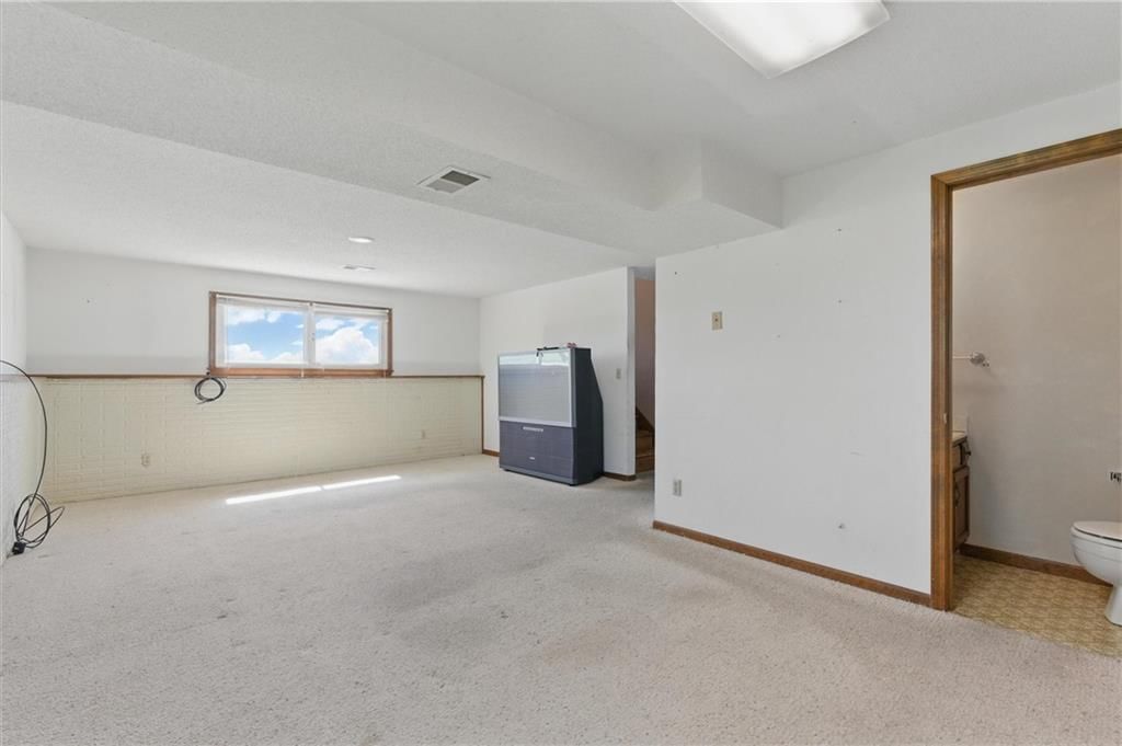 5800 NE 48th Street — photo 15