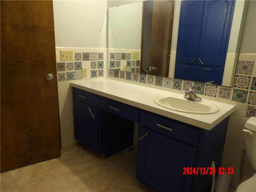 225 S Cleveland Street — photo 20