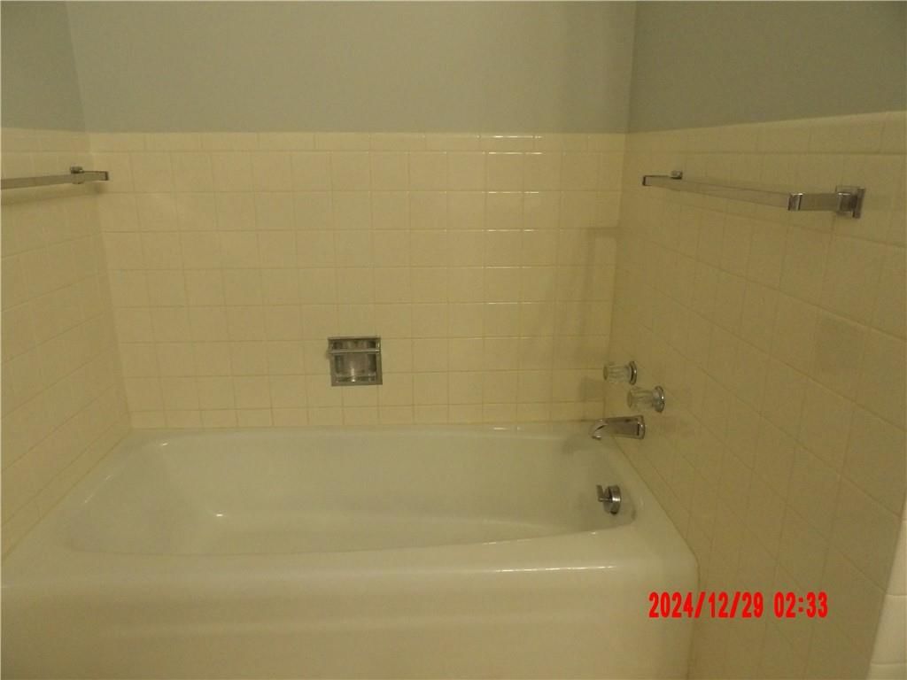 225 S Cleveland Street — photo 21