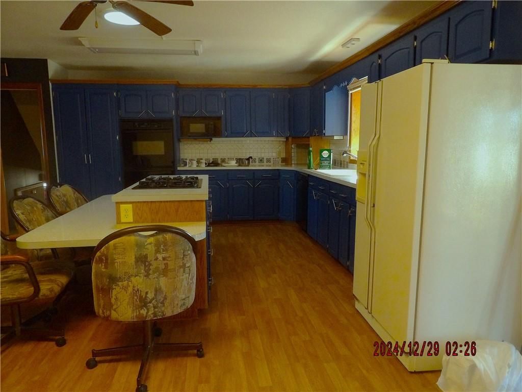 225 S Cleveland Street — photo 7
