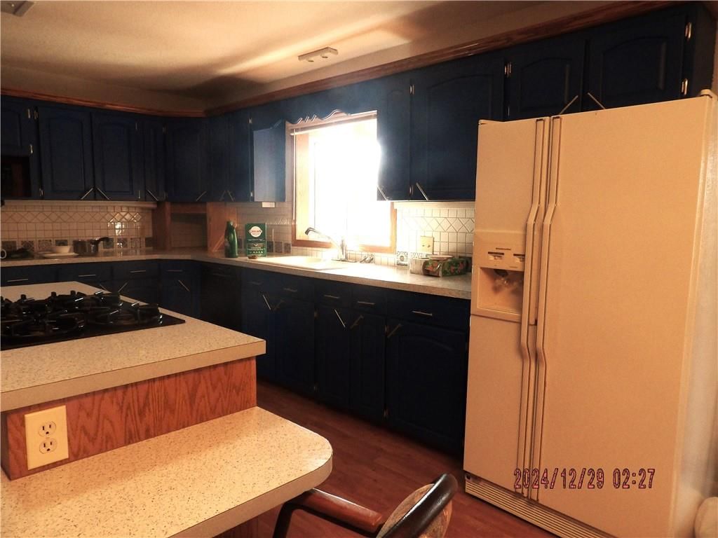 225 S Cleveland Street — photo 8