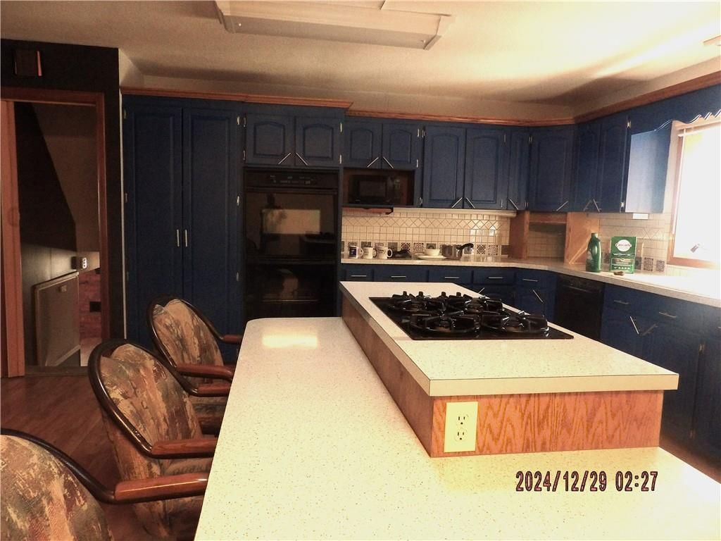225 S Cleveland Street — photo 9