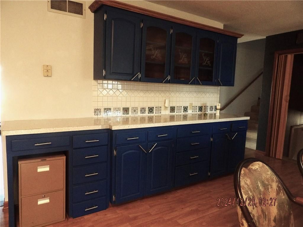 225 S Cleveland Street — photo 10