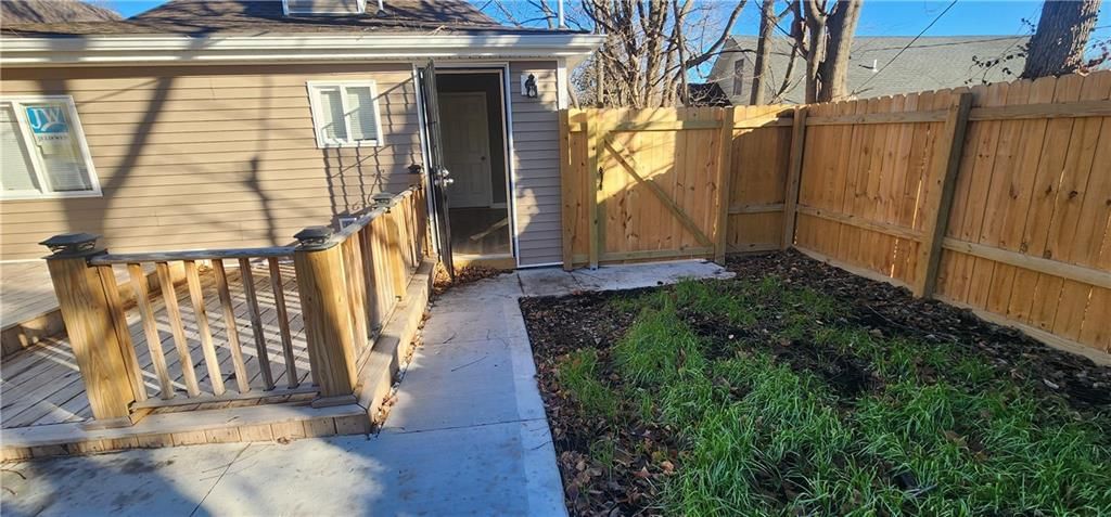 2544 College Avenue — photo 44