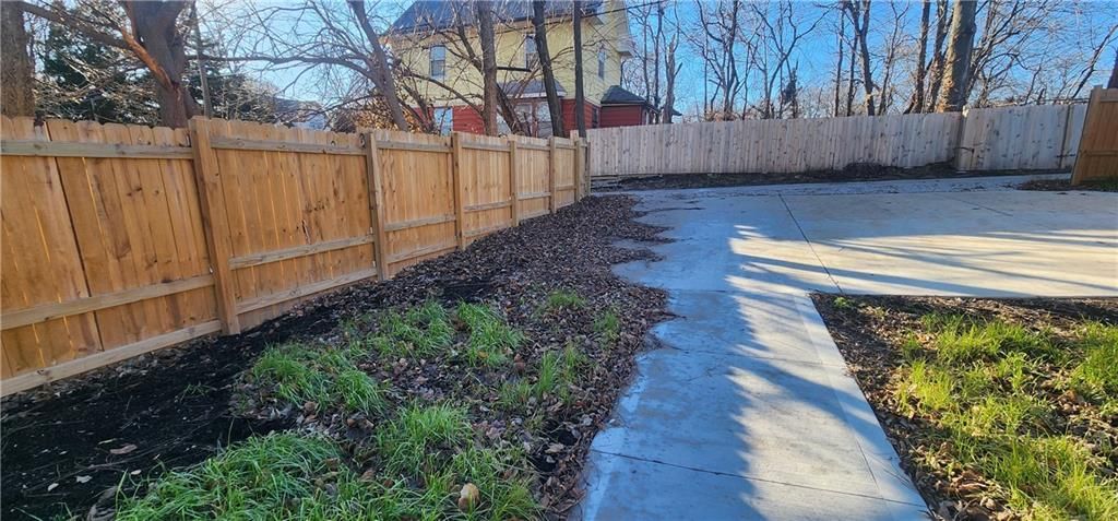 2544 College Avenue — photo 46