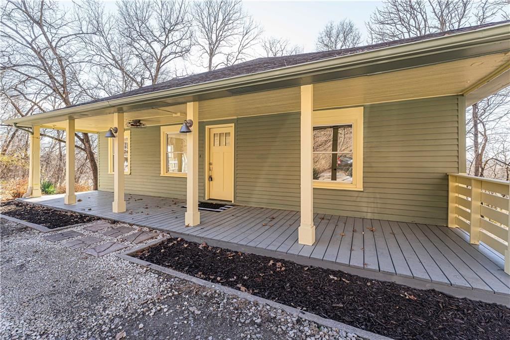 17800 N Bluff Road — photo 3
