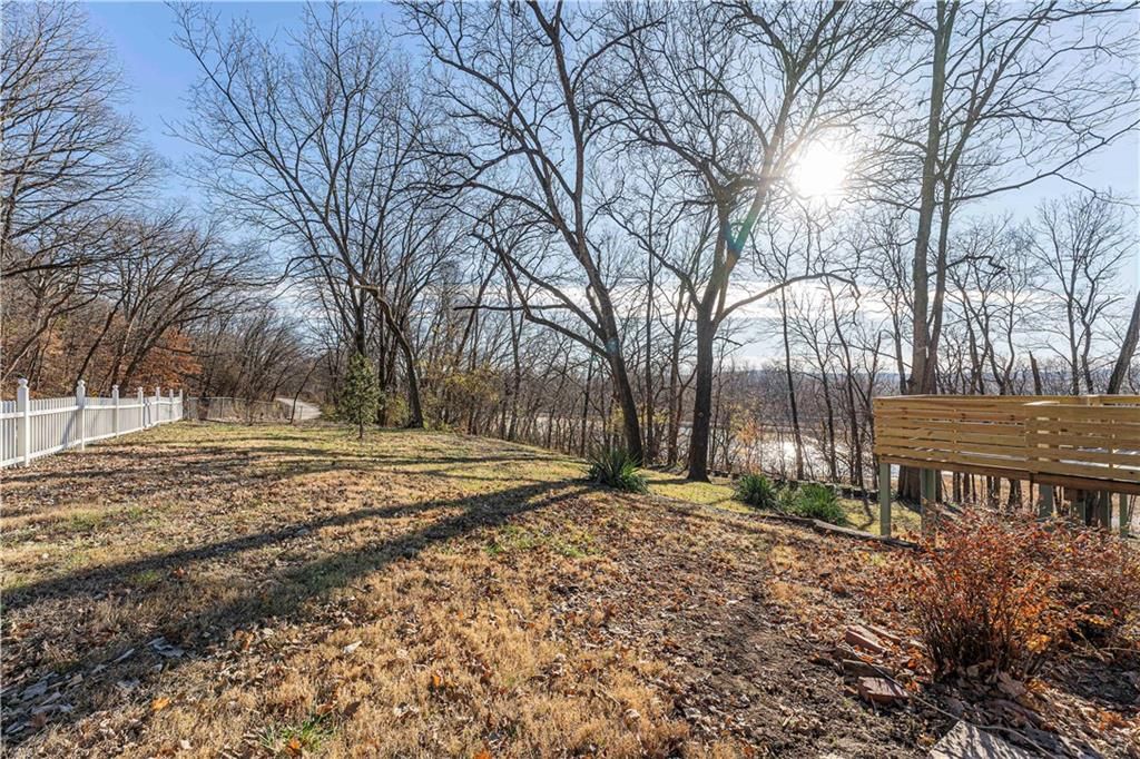 17800 N Bluff Road — photo 8