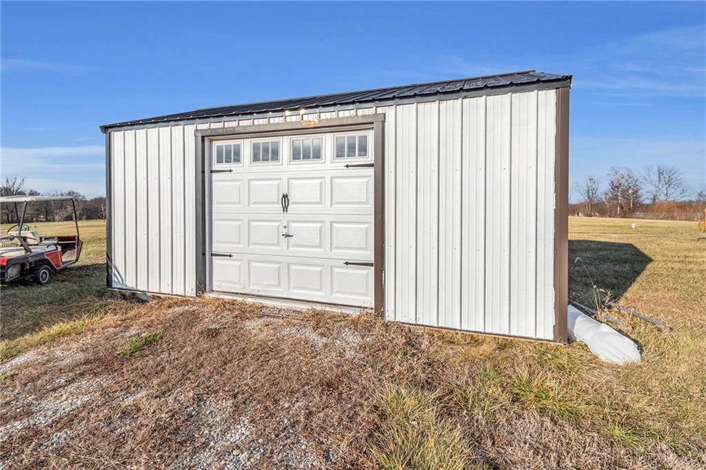 8160 SE 203rd Street — photo 35