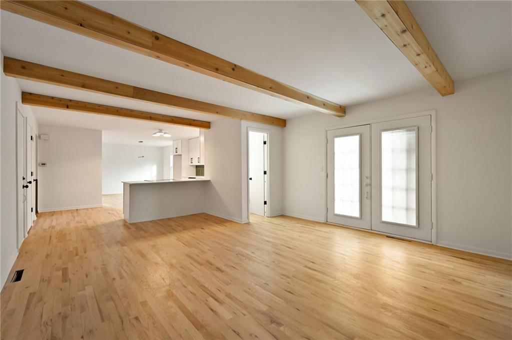 9215 Grant Drive — photo 12