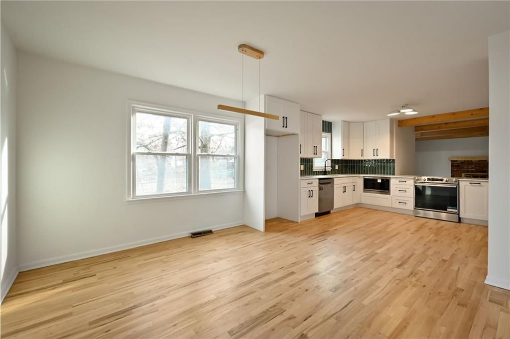 9215 Grant Drive — photo 6