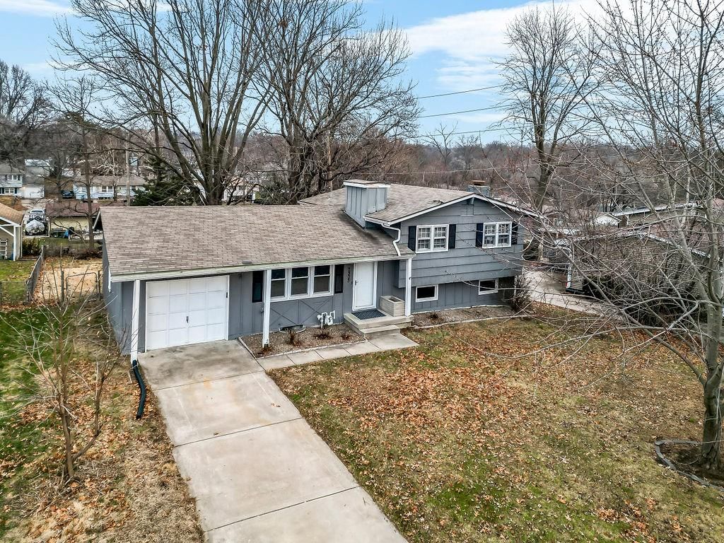7303 NW Winter Avenue — photo 31