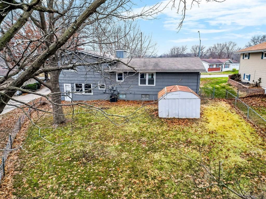 7303 NW Winter Avenue — photo 33