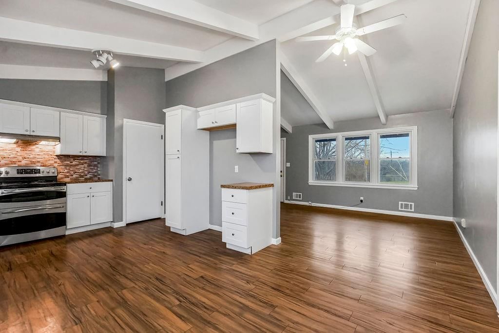 7303 NW Winter Avenue — photo 5