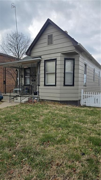 6004 King Hill Avenue — photo 3