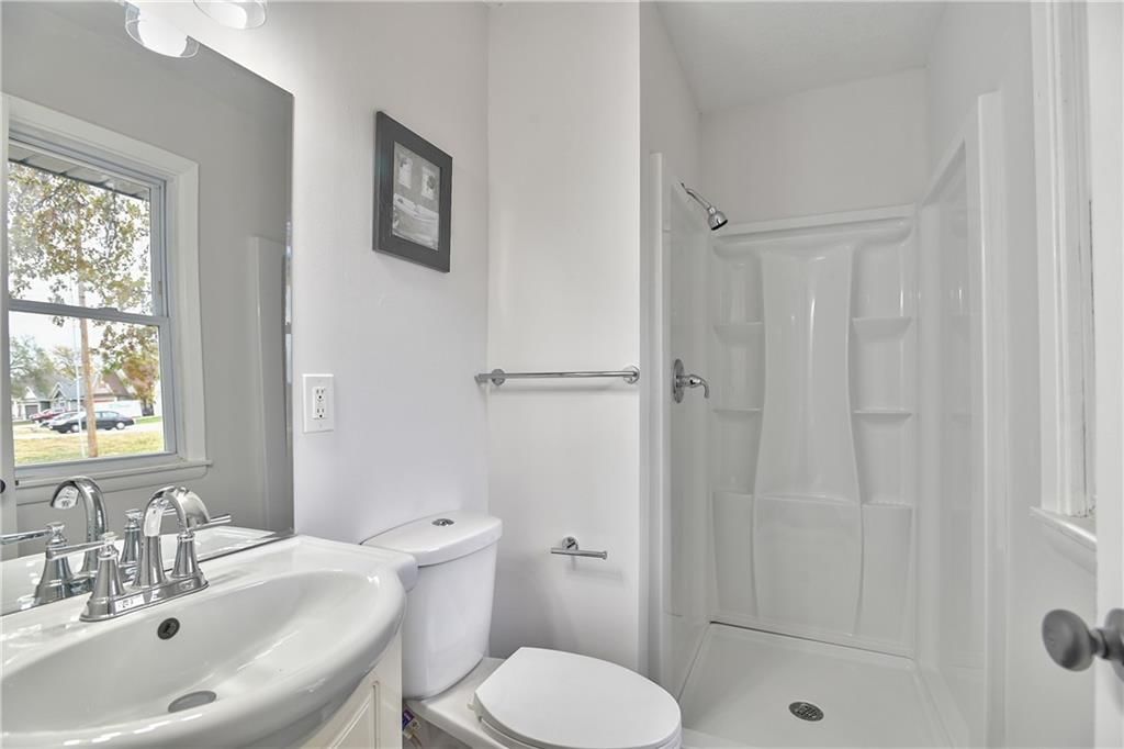 8409 Elm Avenue — photo 16