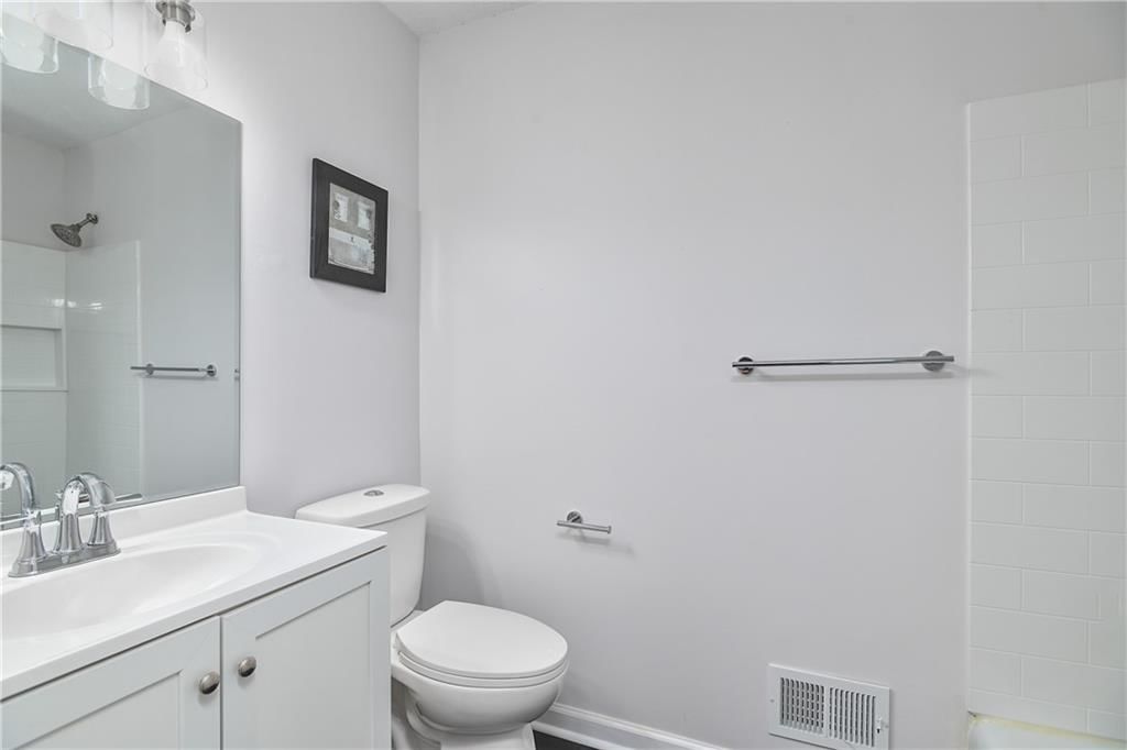 8409 Elm Avenue — photo 18