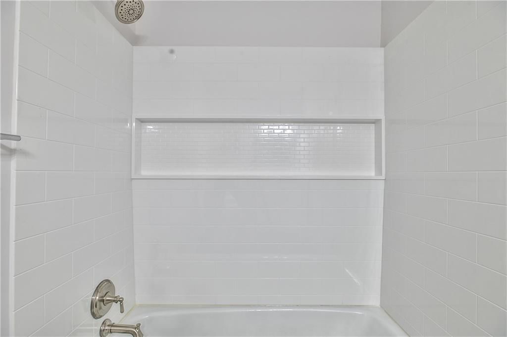 8409 Elm Avenue — photo 19
