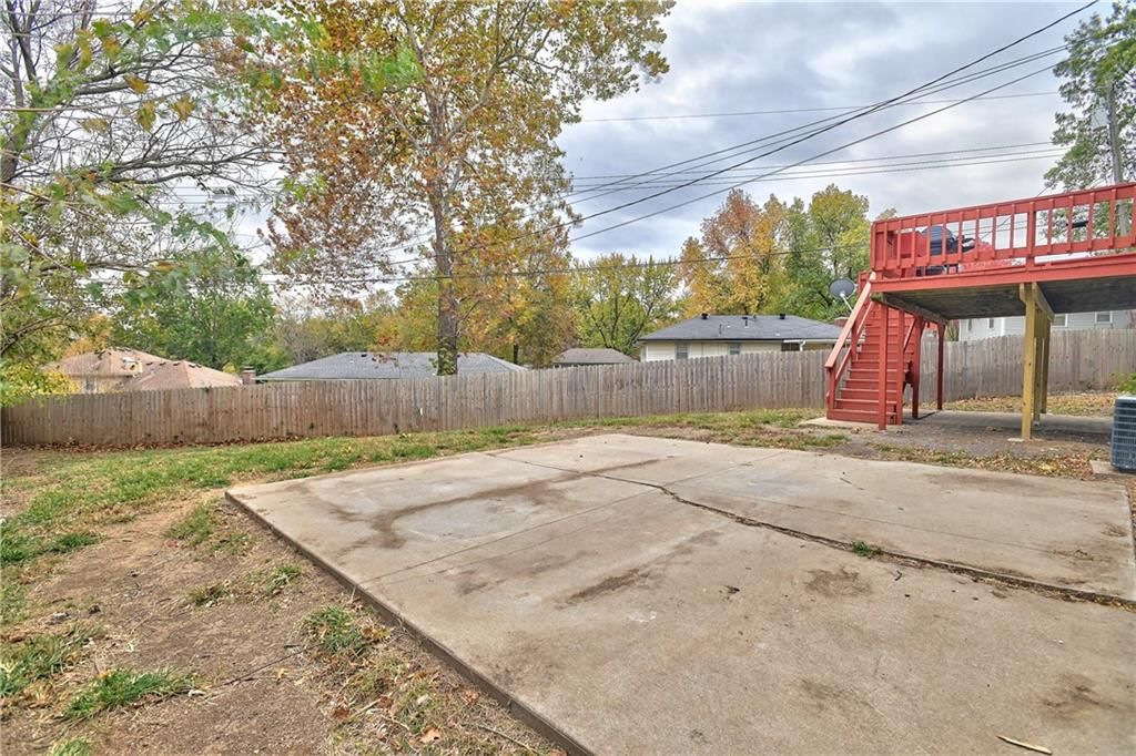 8409 Elm Avenue — photo 28