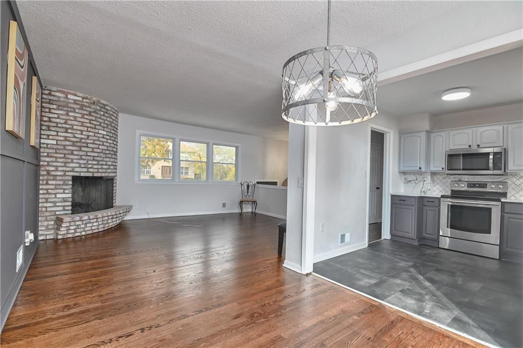 8409 Elm Avenue — photo 4