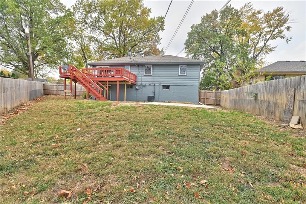 8409 Elm Avenue — photo 31