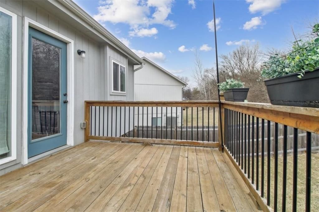 203 Tanner Place — photo 25