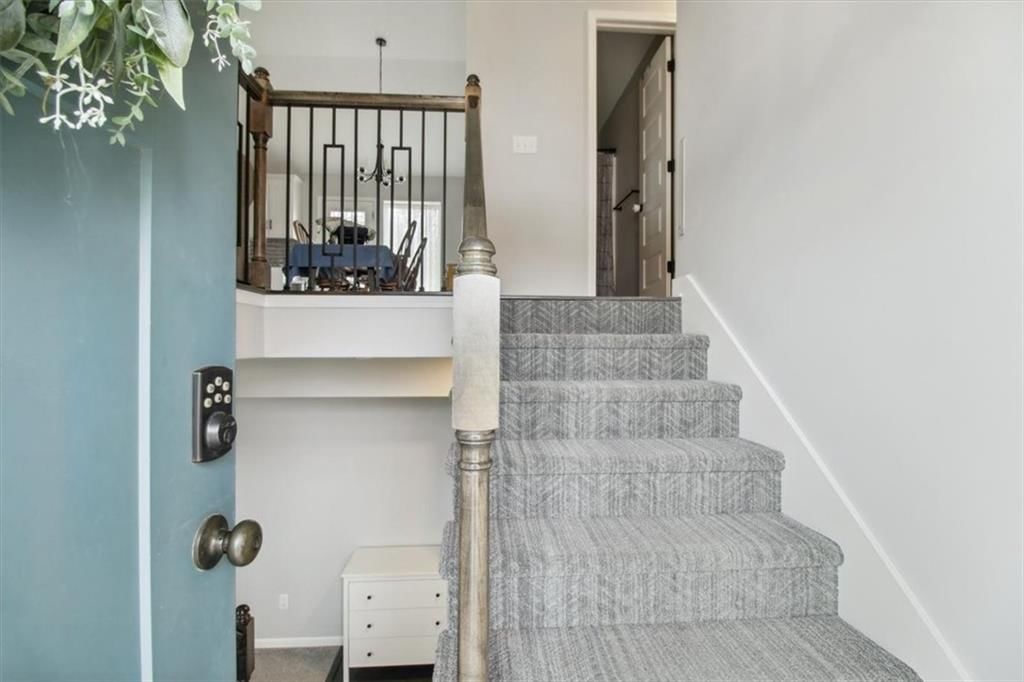 203 Tanner Place — photo 4