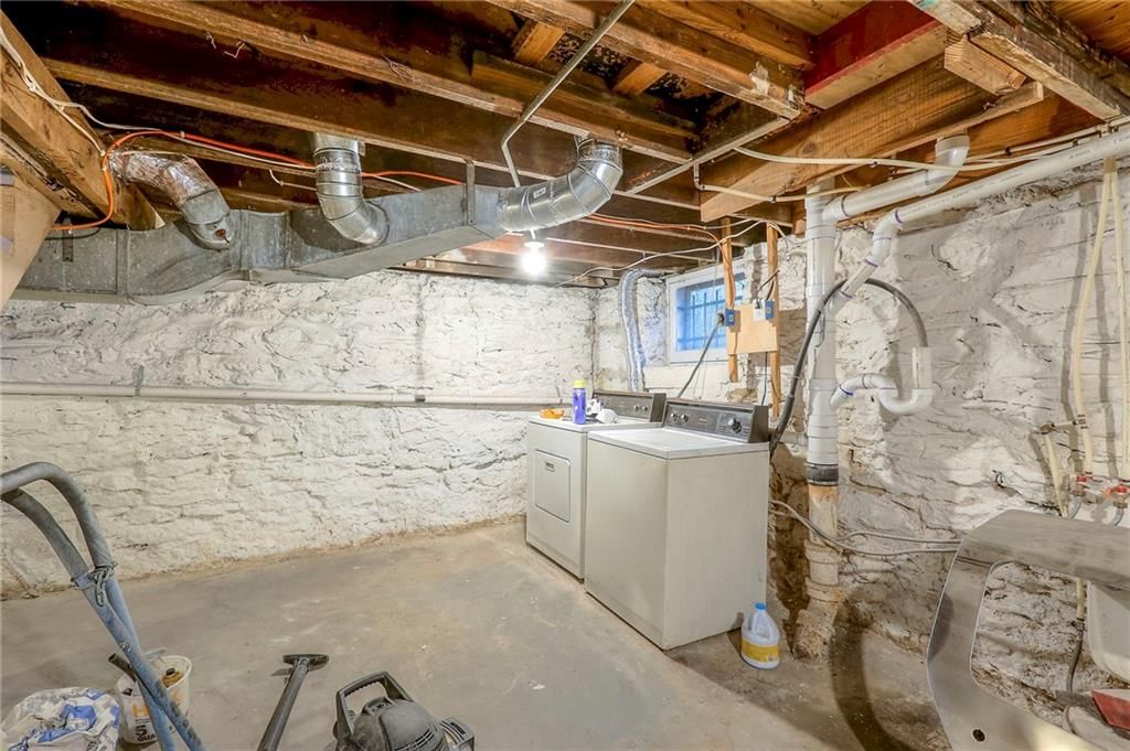4537 Gillham Road — photo 31