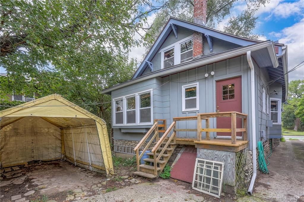 4537 Gillham Road — photo 34