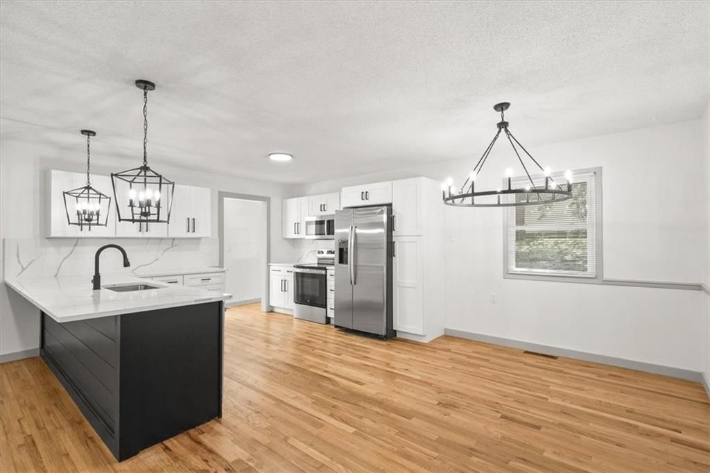 17625 B Highway — photo 8
