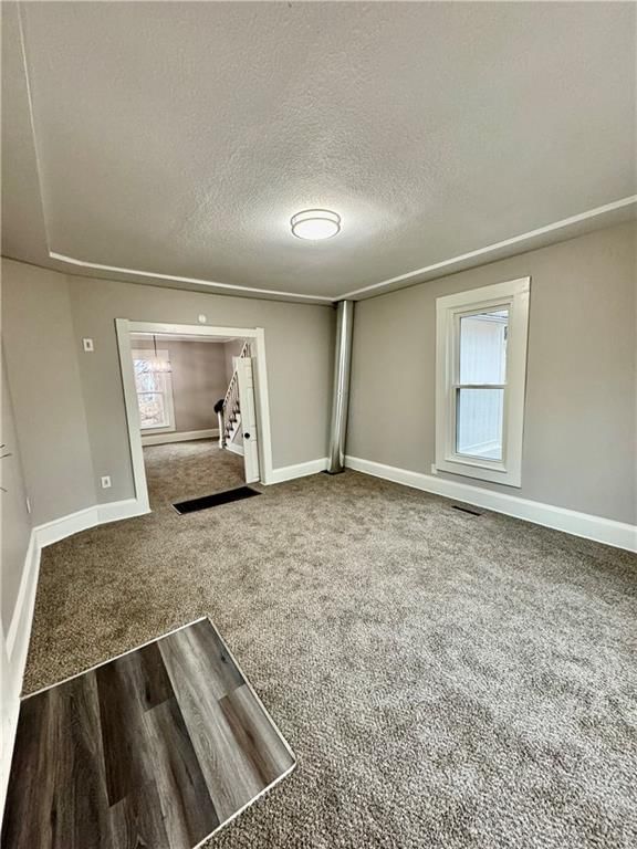 601 Lewis Street — photo 6