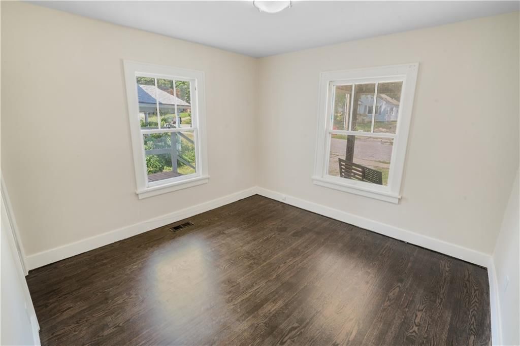 930 S Washington Street — photo 12