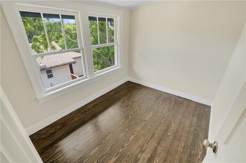 930 S Washington Street — photo 25