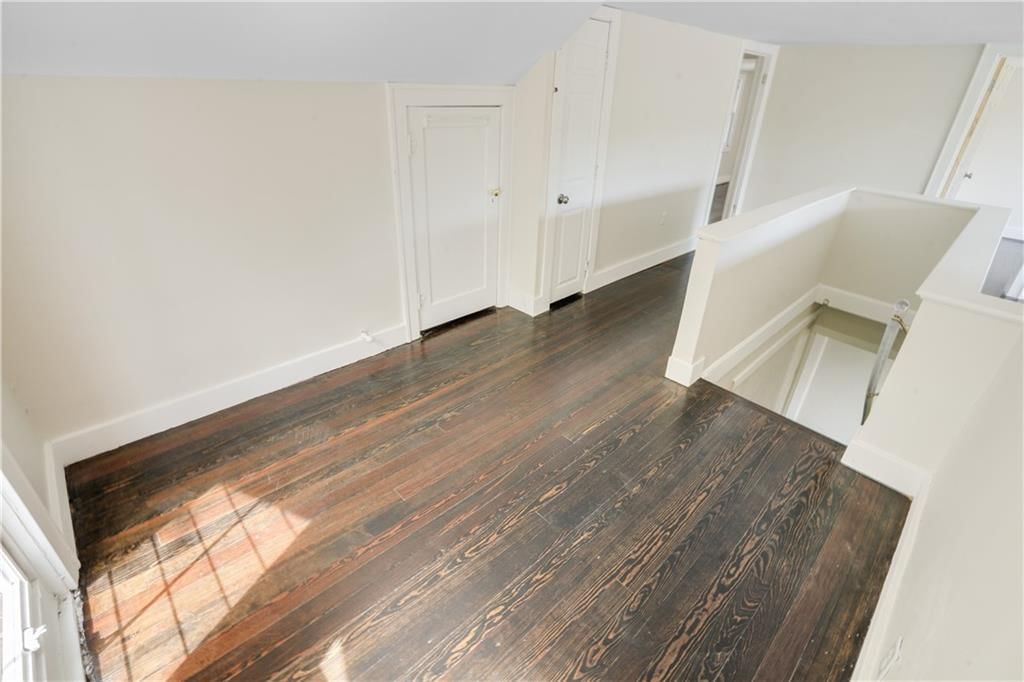 930 S Washington Street — photo 27
