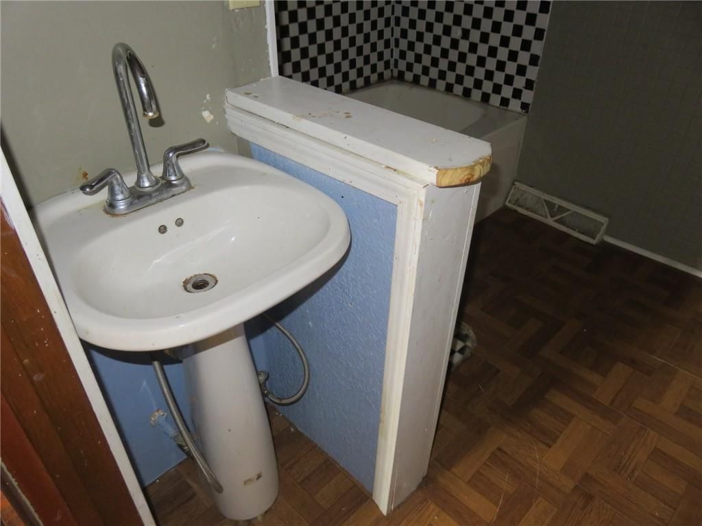 404 S 24th Street — photo 11