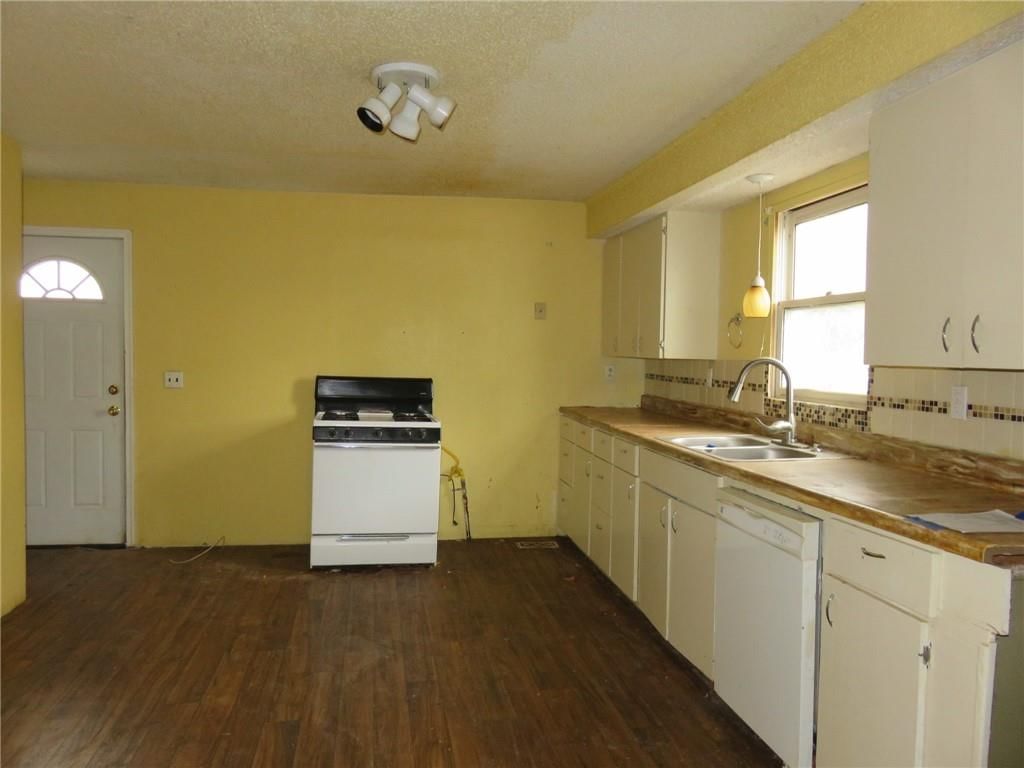 404 S 24th Street — photo 12