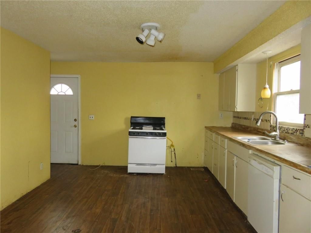 404 S 24th Street — photo 13